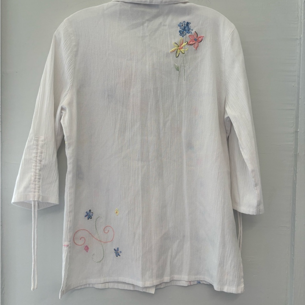 Koret Francisca White Button Down Embroidered Top… - image 5